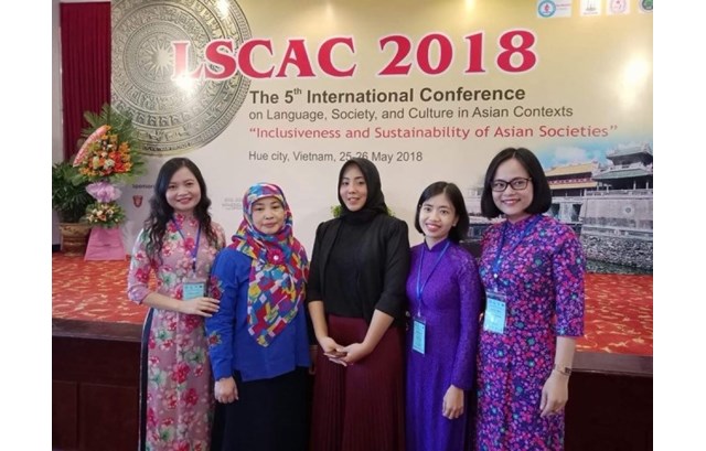 Khoa Sư phạm Ngữ văn tham dự Hội thảo quốc tế LSCAC (Language, Society and Culture in Asian Contexts) 2018